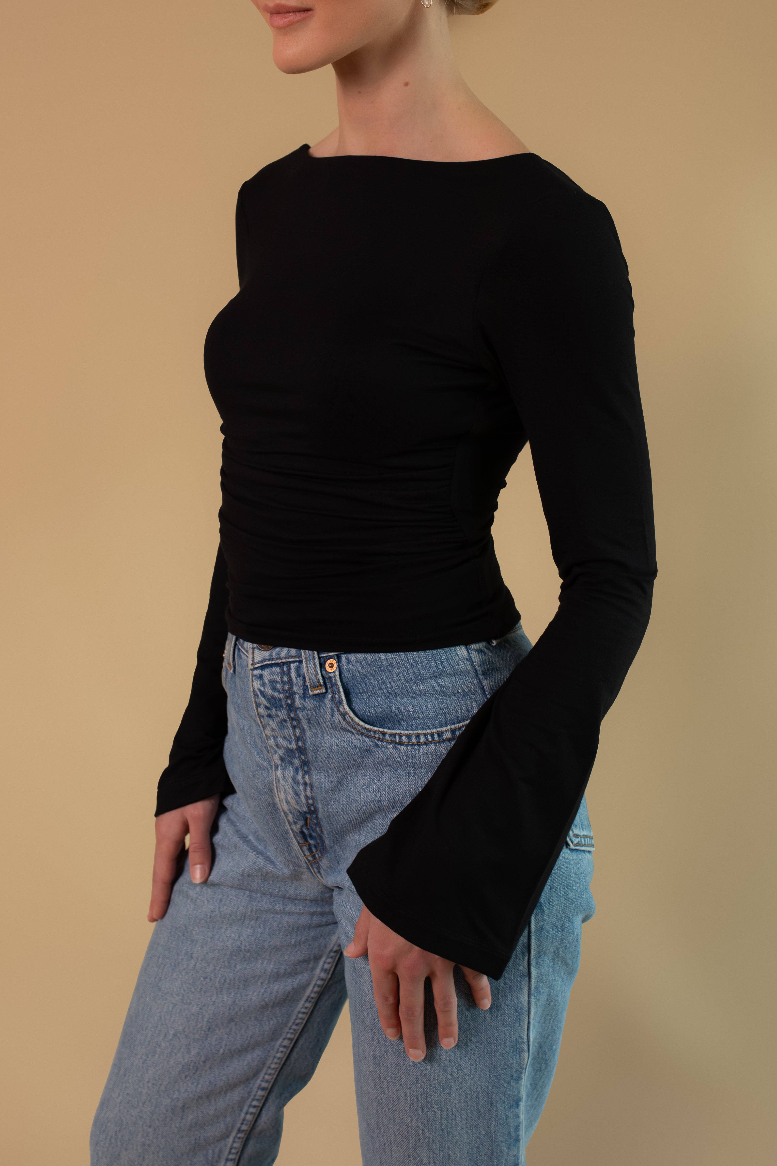 Built-in Bra Top | Diana Long sleeve