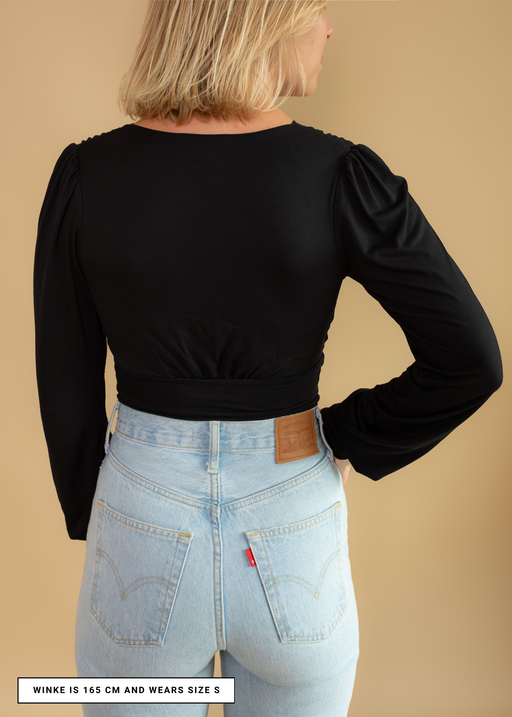 Built-in Bra V-neck Top | Kate