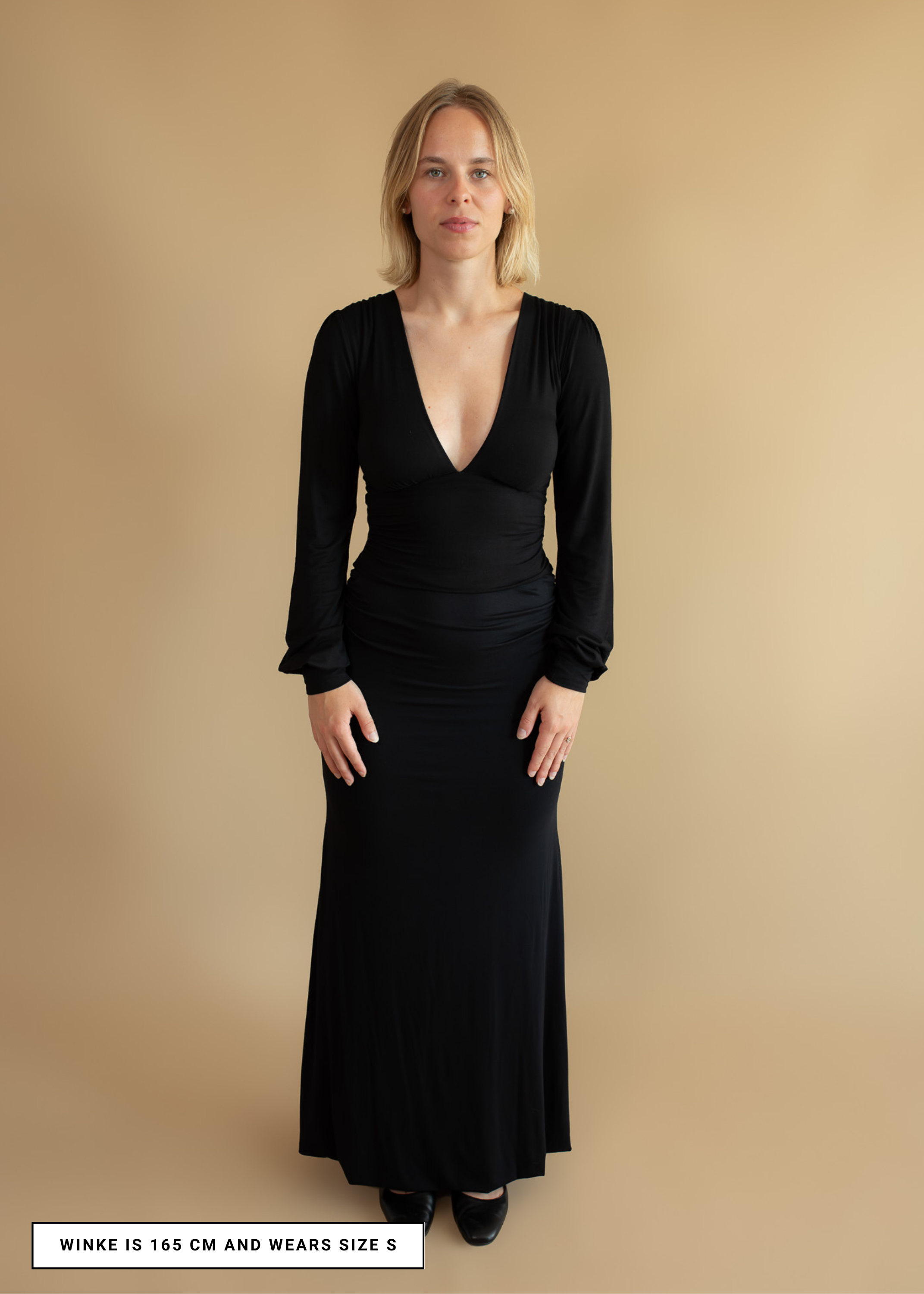 Built-in Bra V-neck Top | Kate